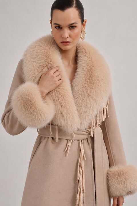 Cappotto in lana con frange