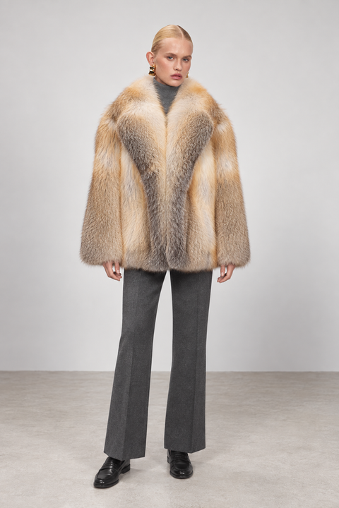 Manteau court en fourrure de renard