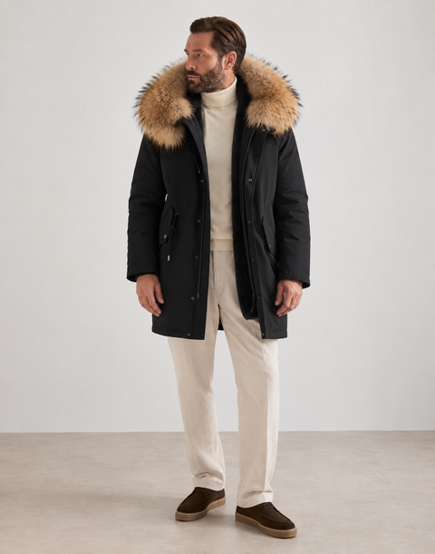 Parka da uomo nero foderato in pelliccia