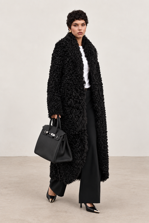 Cappotto lungo in montone nero