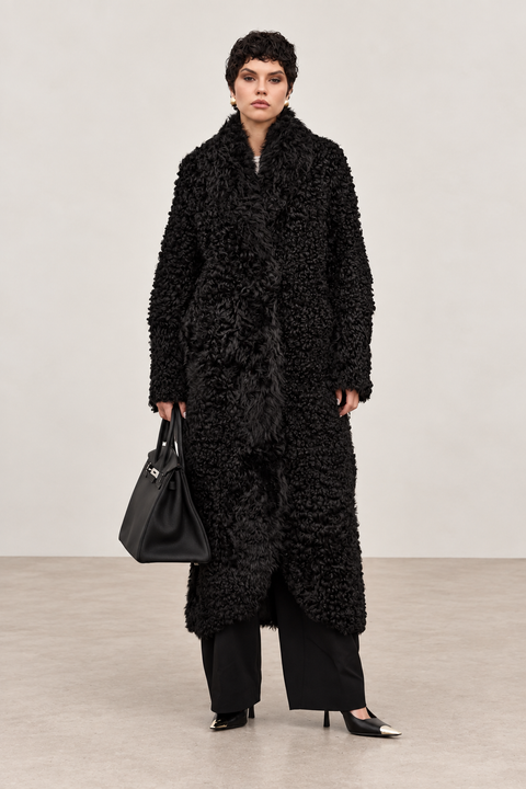 Cappotto lungo in montone nero