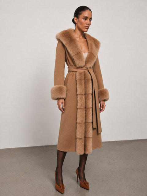 Cappotto con cappuccio in cashmere e visone
