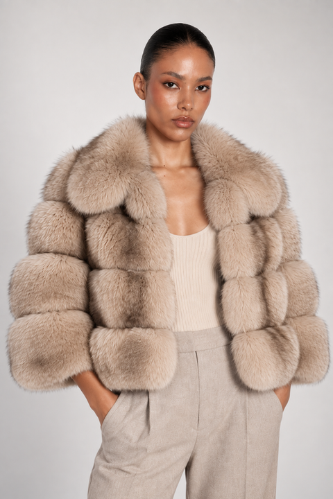 Pelliccia di volpe beige